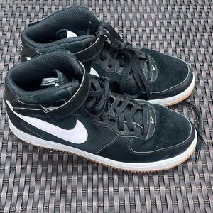 Nike Air Force 1 Black and White with Gum Soles Size 10.5